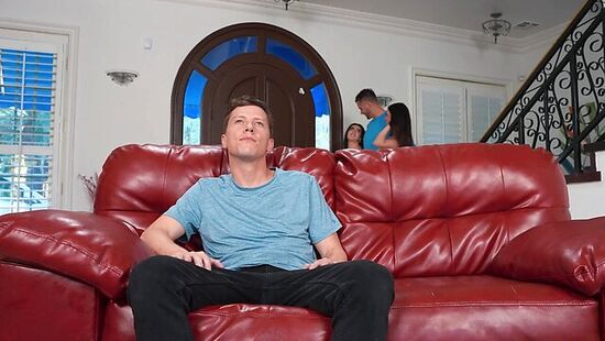 Красотки  Gal Ritchie и Suttin устраивает оргию