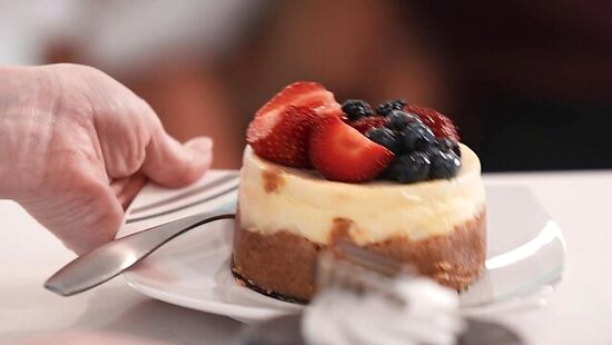 ЖМЖ порно между падчерицей отчимом и его женой