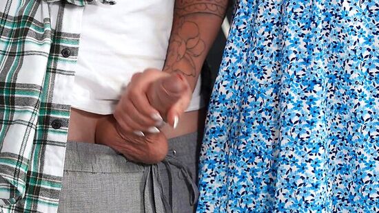 Джорди трахает незнакомку и умывает её кончой