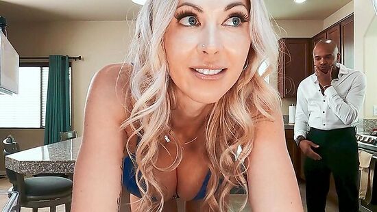 Подруги устроили оргию с негром