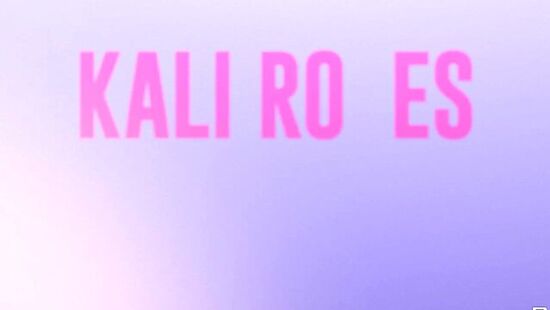 Две пышногрудые шлюхи получает трах от негра