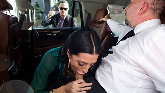 Бразерс - Гламурная богатая стерва трахалась с личным водителем в машине