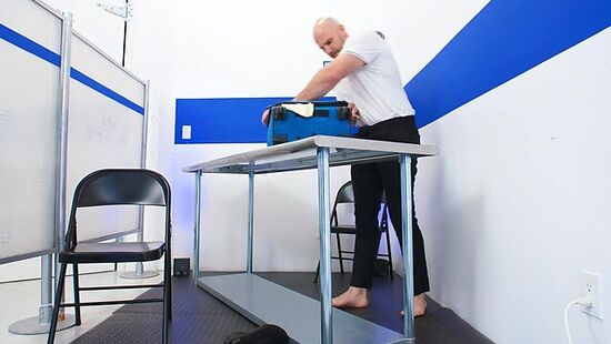 Brazzers МЖМ порно с Ameena Green